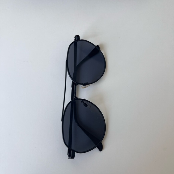 Black aviator sunglasses - Picture 2 of 4